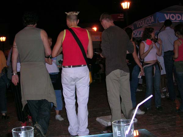 VESELA GRUPA GRADJANA